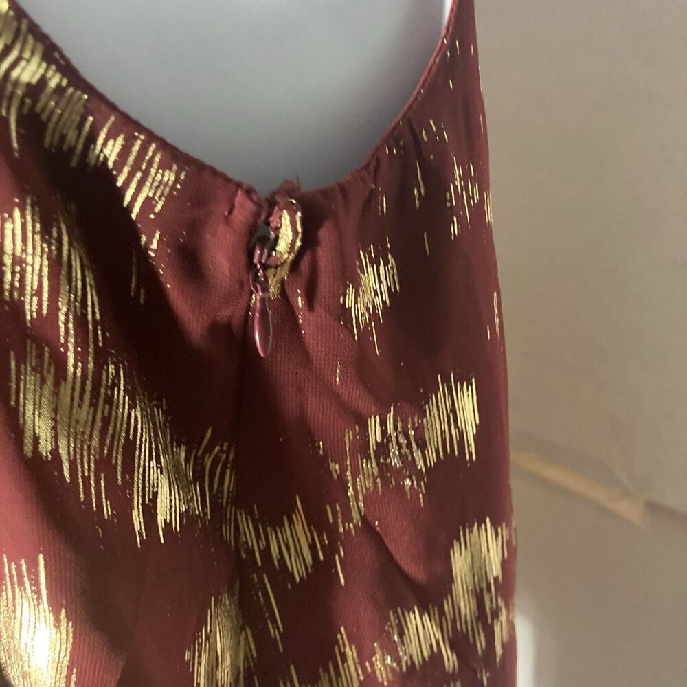 COVINGTON maroon gold v-neck sleeveless semi sheer overlay top M - Picture 4 of 7